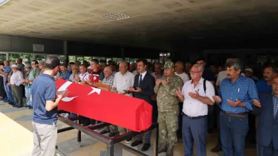 Vefat eden Kıbrıs Gazisi son yolculuğuna uğurlandı