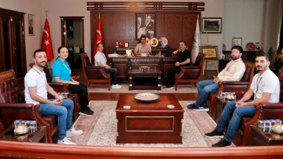 Erciş İlçe Sağlık Müdürü Uzm Dr. Eyüp Kaçmaz'dan Kaymakam Karaloğlu'na Ziyaret