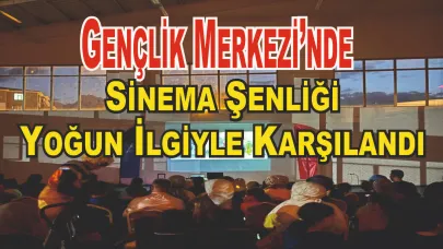 (Videolu Haber) Patnos Gençlik Merkezi’nde Sinema Etkinliği Büyük İlgi Gördü