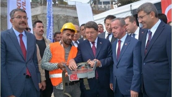 Bakan Tunç: "Türkiye’nin güçlü olmasının yolu birlik ve beraberlikten geçiyor"