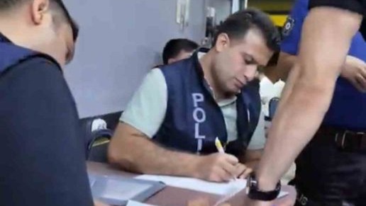 Polis Iğdır’da umuma açık iş yerlerine yönelik uygulama gerçekleştirildi