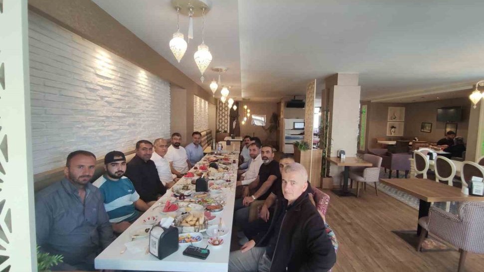 DSYB Başkan adayı Sarıkaya, basınla buluştu