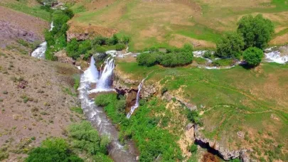 Erzincan’da Konarlı Şelalesi doğal güzelliğiyle ziyaretçilerini bekliyor