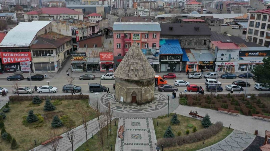 Erzurum'da her kemerde bir dua, her kubbede bir umut