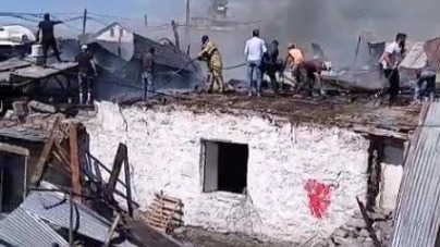 Kars Sarıkamış’ta çıkan yangında 2 ev yandı