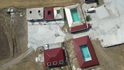 Diyadin Kaplıcaları yaz aylarında turistlerin akınına uğruyor (Videolu Haber)
