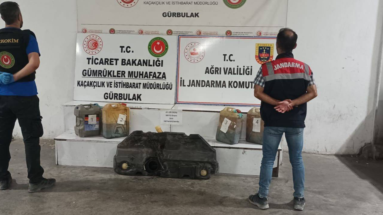 Ağrı’da 56 kilo sıvı metamfetamin ele geçirildi