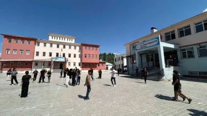 Van’da okullarda ‘zilsiz ders’ dönemi başladı