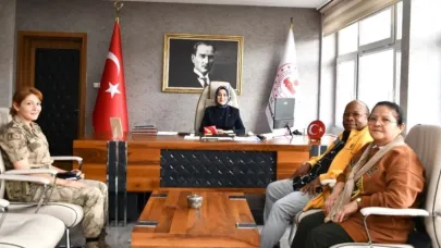 Olur Kaymakamı Semanur Kalkan’a Afrika’dan anlamlı ziyaret
