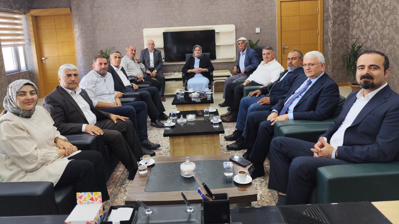 DEVA Partisi Genel Başkan Yardımcısı Altun'dan Erciş Belediye Başkanlığına Ziyaret