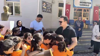 Van Bahçesaray’da ilköğretim haftası etkinliği düzenlendi