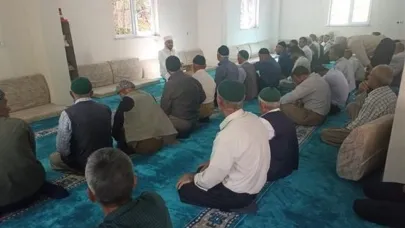 Müftü Okuş Taşbaşı köyü sakinleriyle buluştu