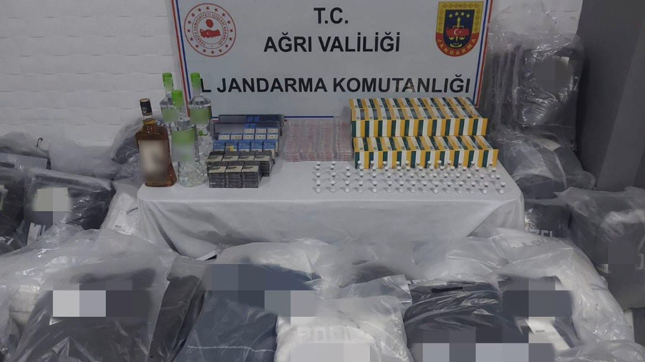 Ağrı’da Jandarmadan Kaçakçılık Operasyonu: 3 Gözaltı