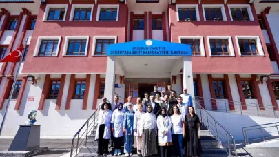 Bakan Tekin’den Erzurum’da sürpriz okul ziyareti