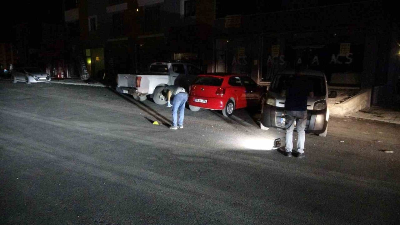 Malatya’da 12 kişinin karıştığı trafik tartışması kanlı bitti: 3 yaralı, 5 gözaltı