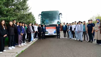 Aziziye Belediyesi’nden örnek tarih etkinliği