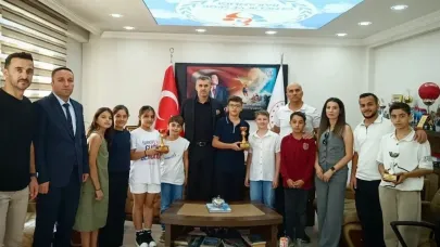 Hakkarili sporcular Triatlon 3. Etap Bölge Finaline katıldı
