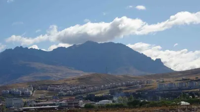 Doğuda bulut şöleni
