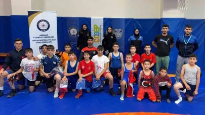 Ardahan'da  ÇOGEP Projesi kapsamında "Güreş Kursu" açıldı