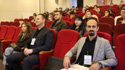 Erzurum’da genç pratisyen hekimlere yönelik sempozyum verildi