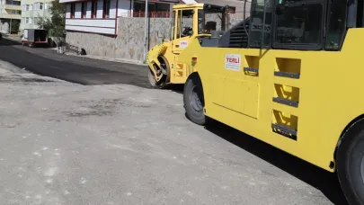 Ağrı’da Yol ve Kaldırım Çalışmaları Devam Ediyor