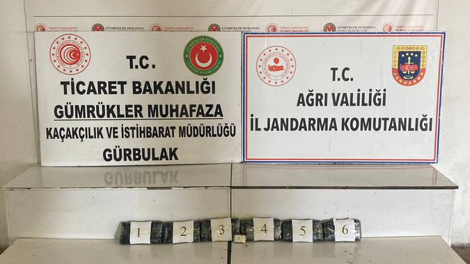Ağrı’da gümrük kapısında uyuşturucu operasyonu