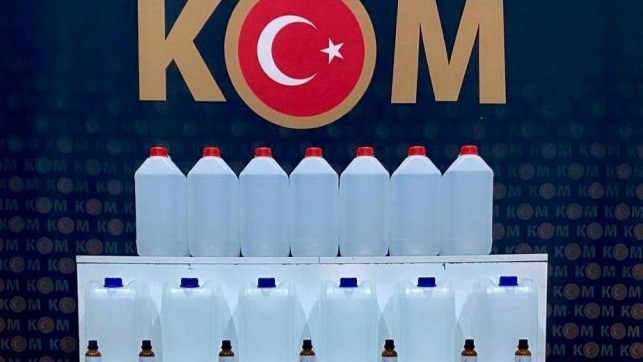 Emniyet güçleri Kars’ta sahte içki operasyonu gerçekleştirdi