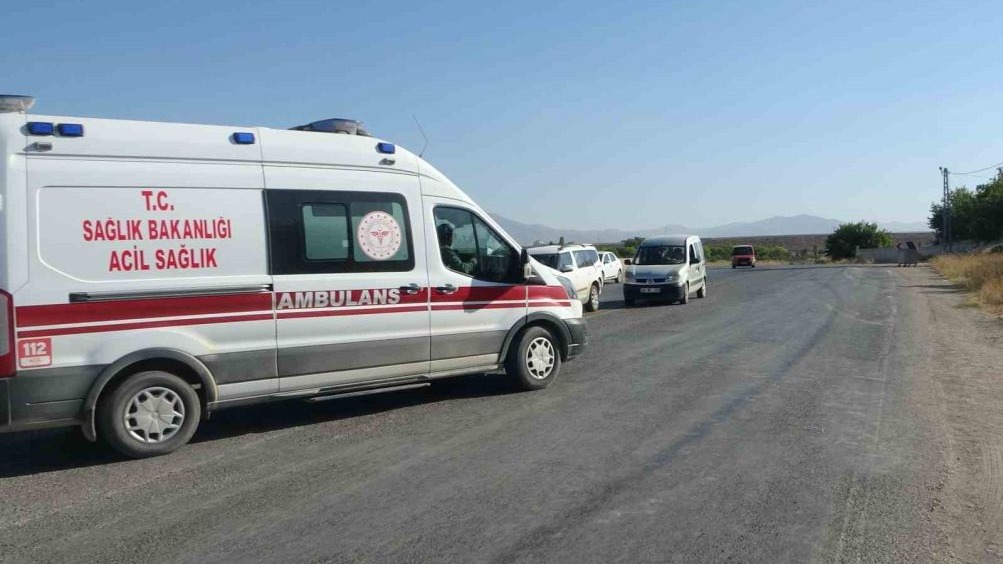 İki aile arasında silahlı kavga; 1 yaralı
