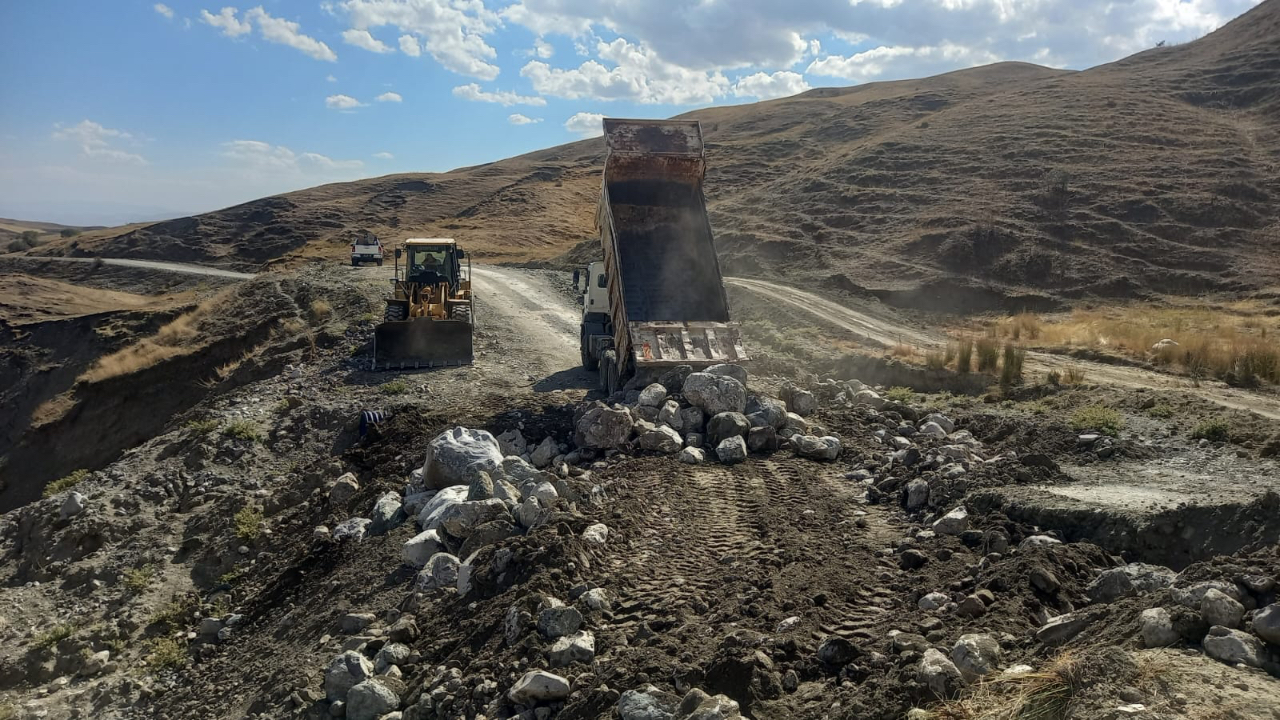 Eleşkirt’te 8 kilometrelik yol ulaşıma açıldı