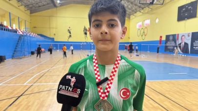 Ağrı’ya badmintonda ilk altın madalya (Videolu Haber)