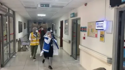 Sarıkamış Devlet Hastanesi’nde yangın tatbikatı gerçeği aratmadı