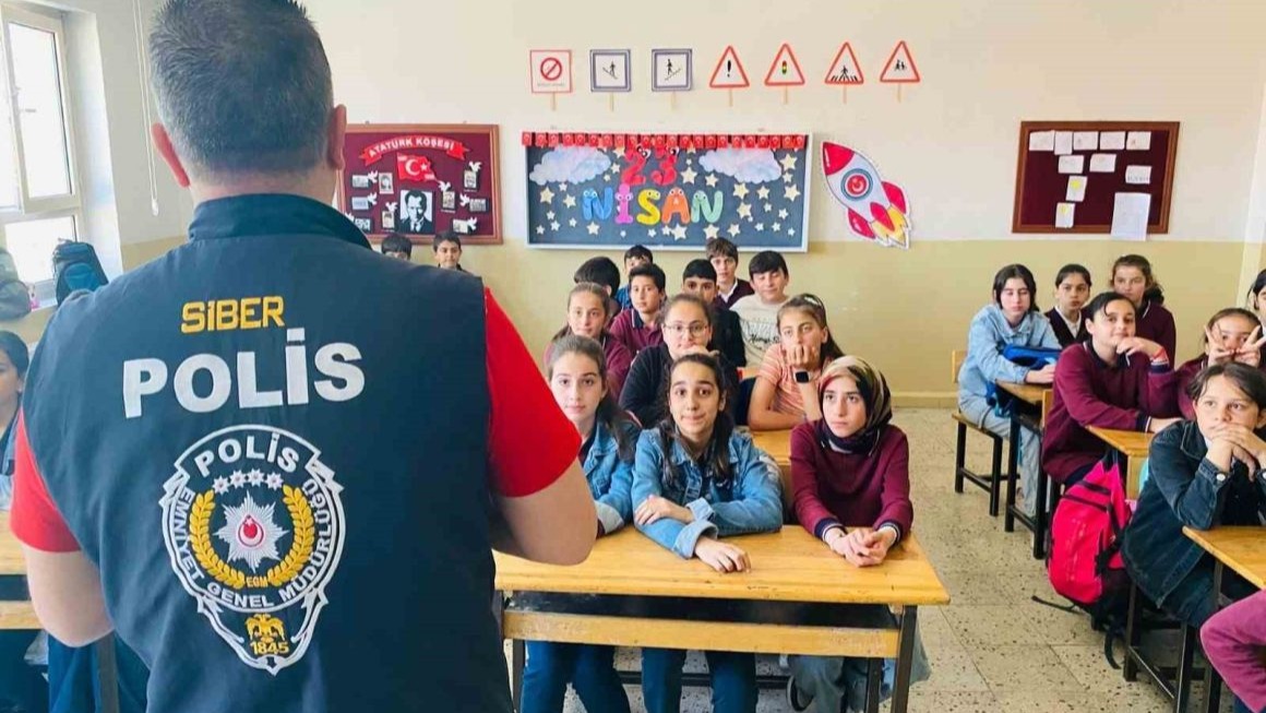 Erzurum polisinden sanal devriye