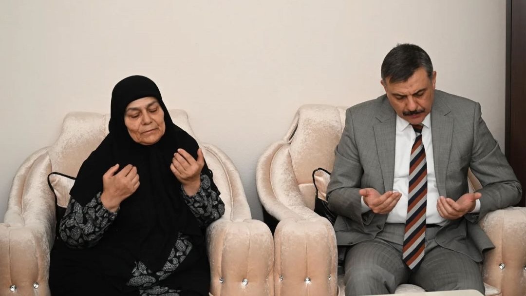 Şehit annesine vefa