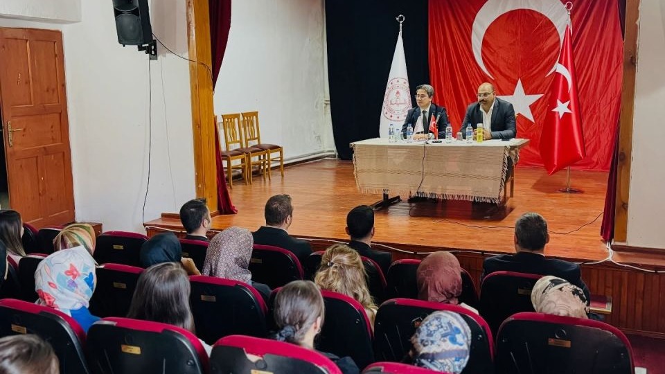 Erzincan Kemaliye’de Eğitim-Öğretim Yılı İstişare Toplantısı yapıldı