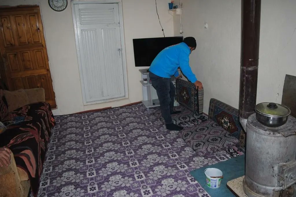Patnos Sosyal Yardımlaşma Ve Dayanışma Vakfından Ailelere Ziyaret