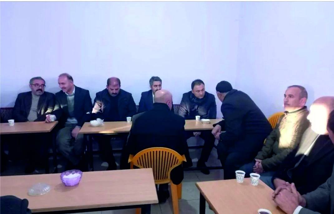 Patnos Kaymakamı Yusuf Cankatar ve Tutak Kaymakamı Patnos'ta Taziye Ziyaretinde Bulundular