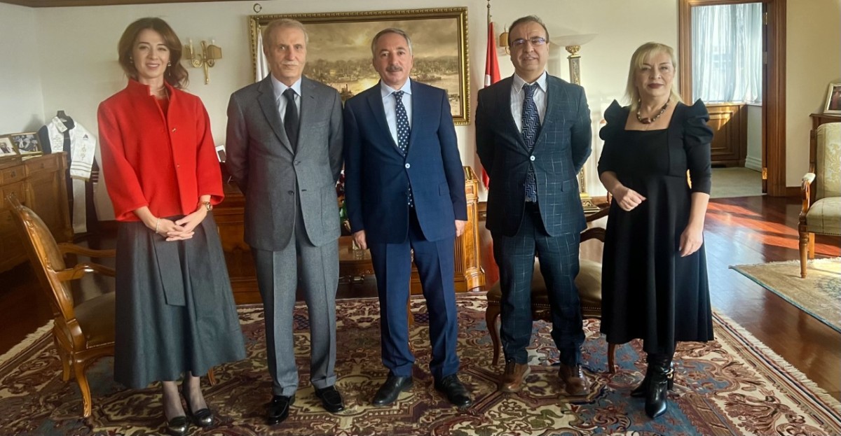 AİÇÜ ile IC Vakfı Arasında Protokol İmzalandı