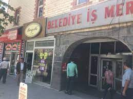 Patnos Belediye İşmerkezi Yıkıldı.