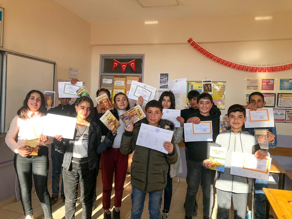 Ağrıda 153 bin 189 öğrenci karne sevinci yaşadı