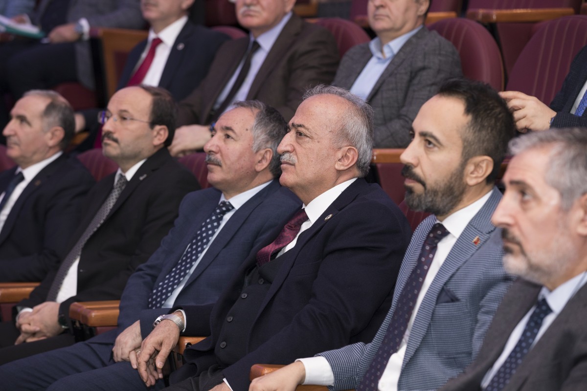 AİÇÜ Rektörü Prof. Dr. KARABULUT, KUDAKAF’23 Toplantısına Katıldı