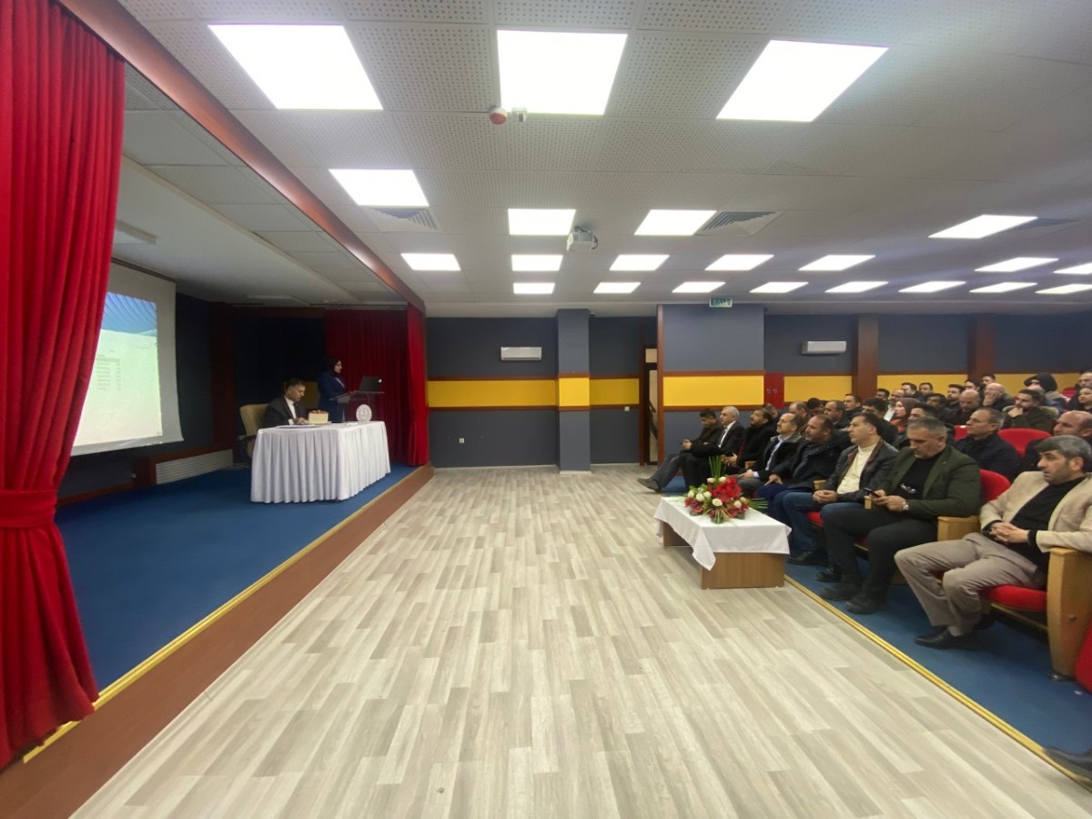 Ağrı’da TÜBİTAK 4006 bilgilendirme seminerleri verildi