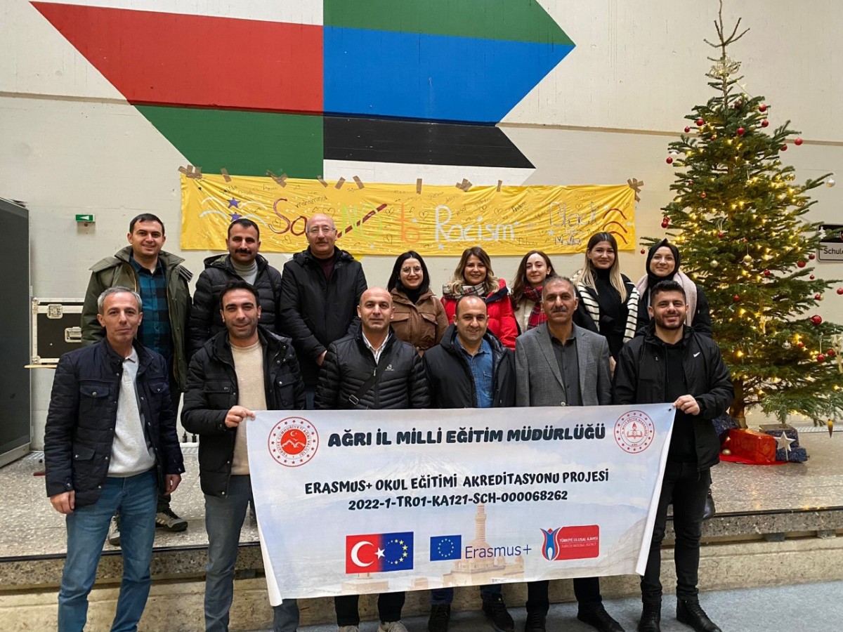 Ağrı'da öğretmenlerin Avrupa yolculuğu