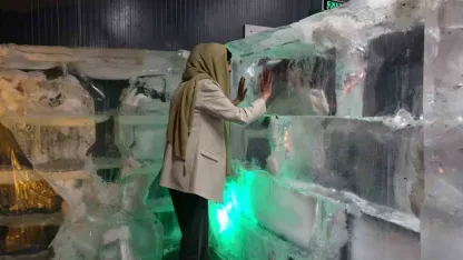 Erzurum'da bulunan Türkiye’nin tek buz müzesi ilgi odağı