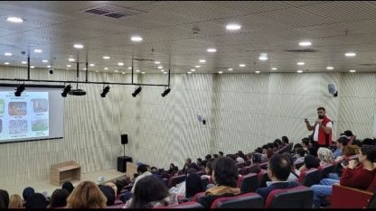 Polis Erzurum'da gençlere bilgilendirme yaptı