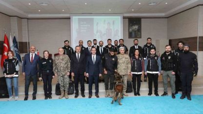 Narkotik Suçlarla Mücadele Bitlis’te "En İyi Narkotik Polisi Anne" semineri düzenledi