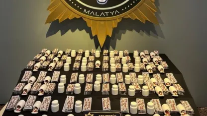 Polis 7 bin 881 adet uyuşturucu hap ele geçirdi