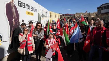 Edebiyat Sokağı’ndan Gazze şiirleriyle selam gönderildi