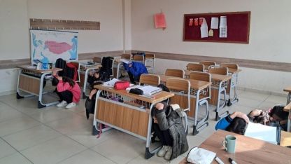 Van’da tüm okullarda eş zamanlı afet tatbikatı gerçekleştirildi