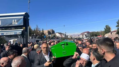 MHP’li eski başkan son yolculuğuna uğurlandı