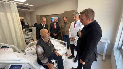 Erzincan Valisi Hamza Aydoğdu, hastaları ziyaret etti